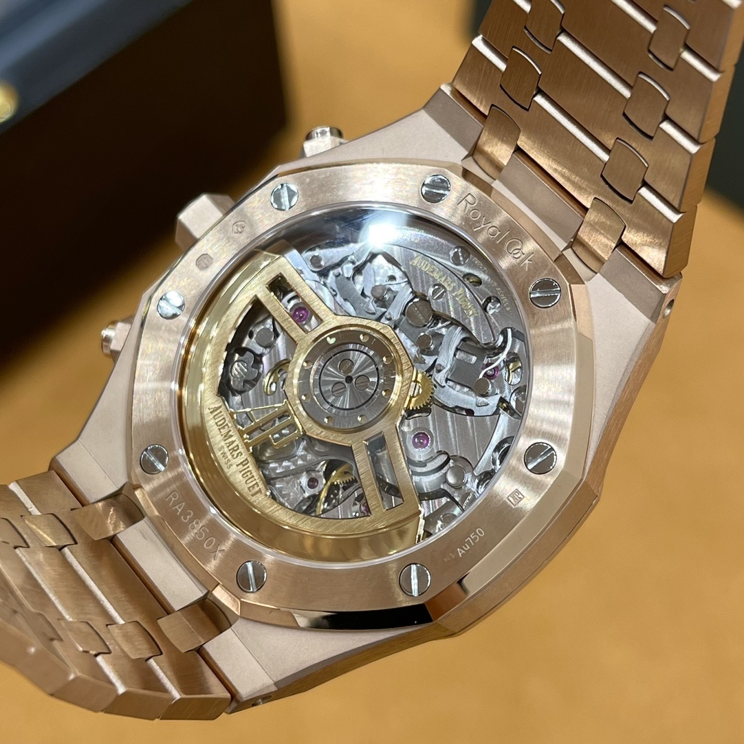 Audemars Piguet Royal Oak Chronograph - Image 9