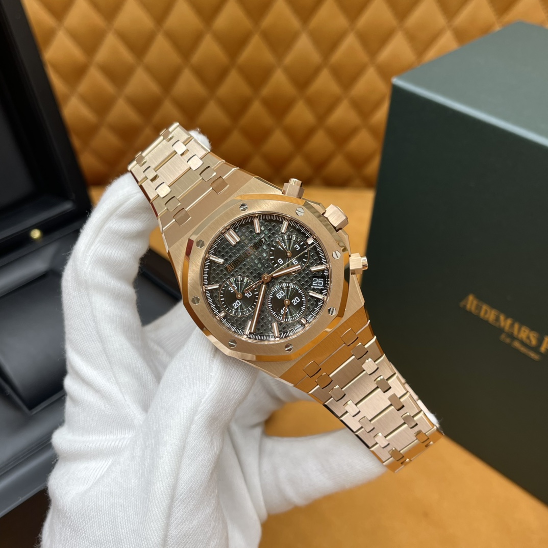 Audemars Piguet Royal Oak Chronograph - Image 5