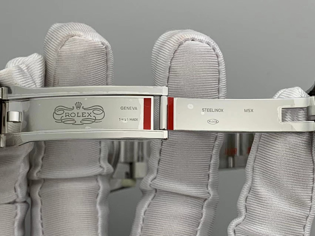 Daytona – Ref. 116500LN (Black Dial) - Image 2