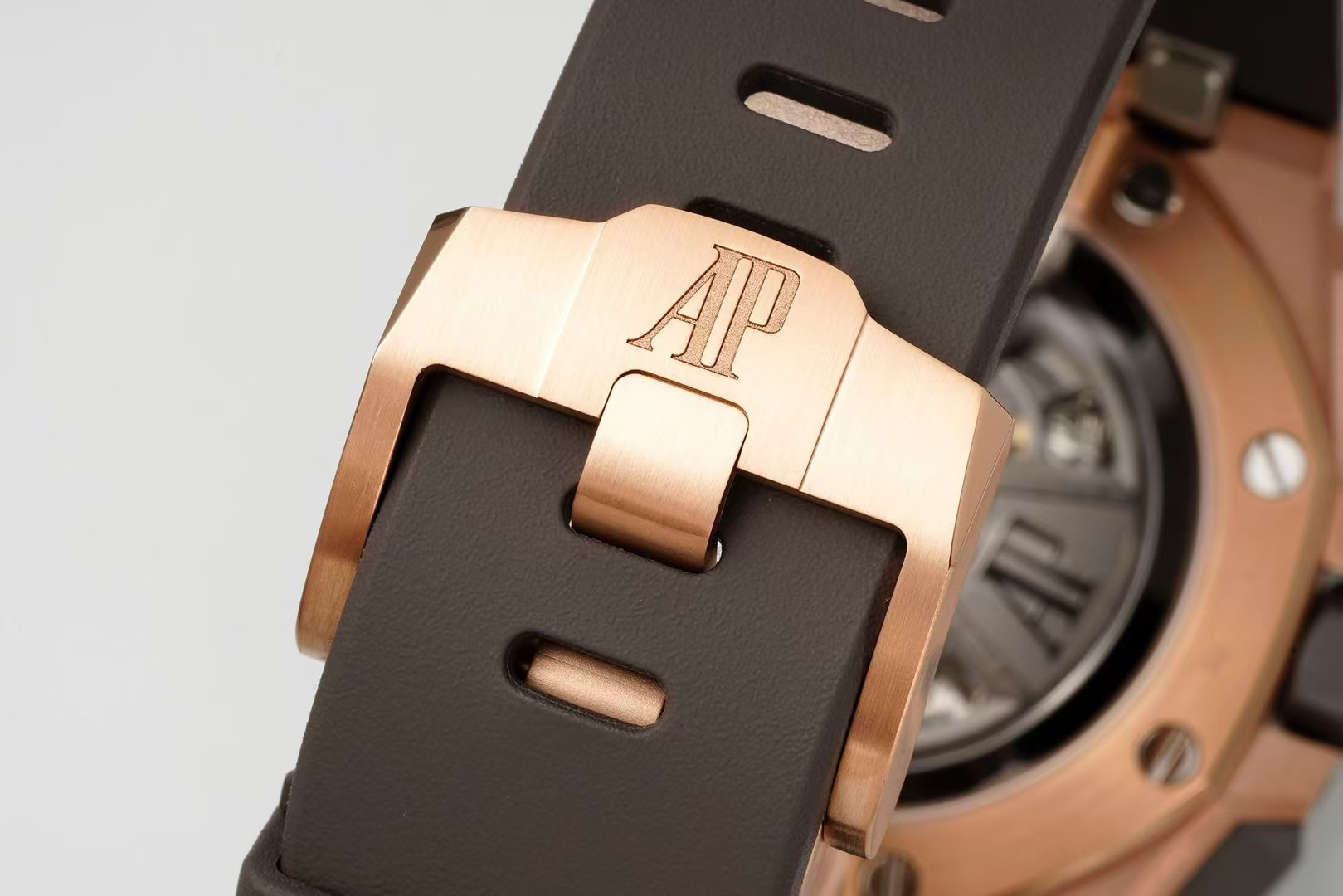 Audemars Piguet Royal Oak Offshore Rose Gold - Image 3